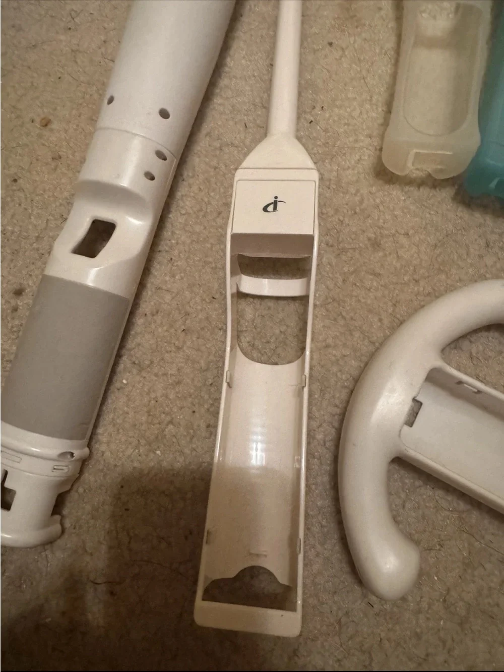 Nintendo Wii Remote Set: Wheel, White Shell Parts + Clear/Blue/Black Jackets